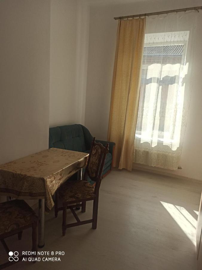 Апартаменты Apartament Of Center Львов Экстерьер фото